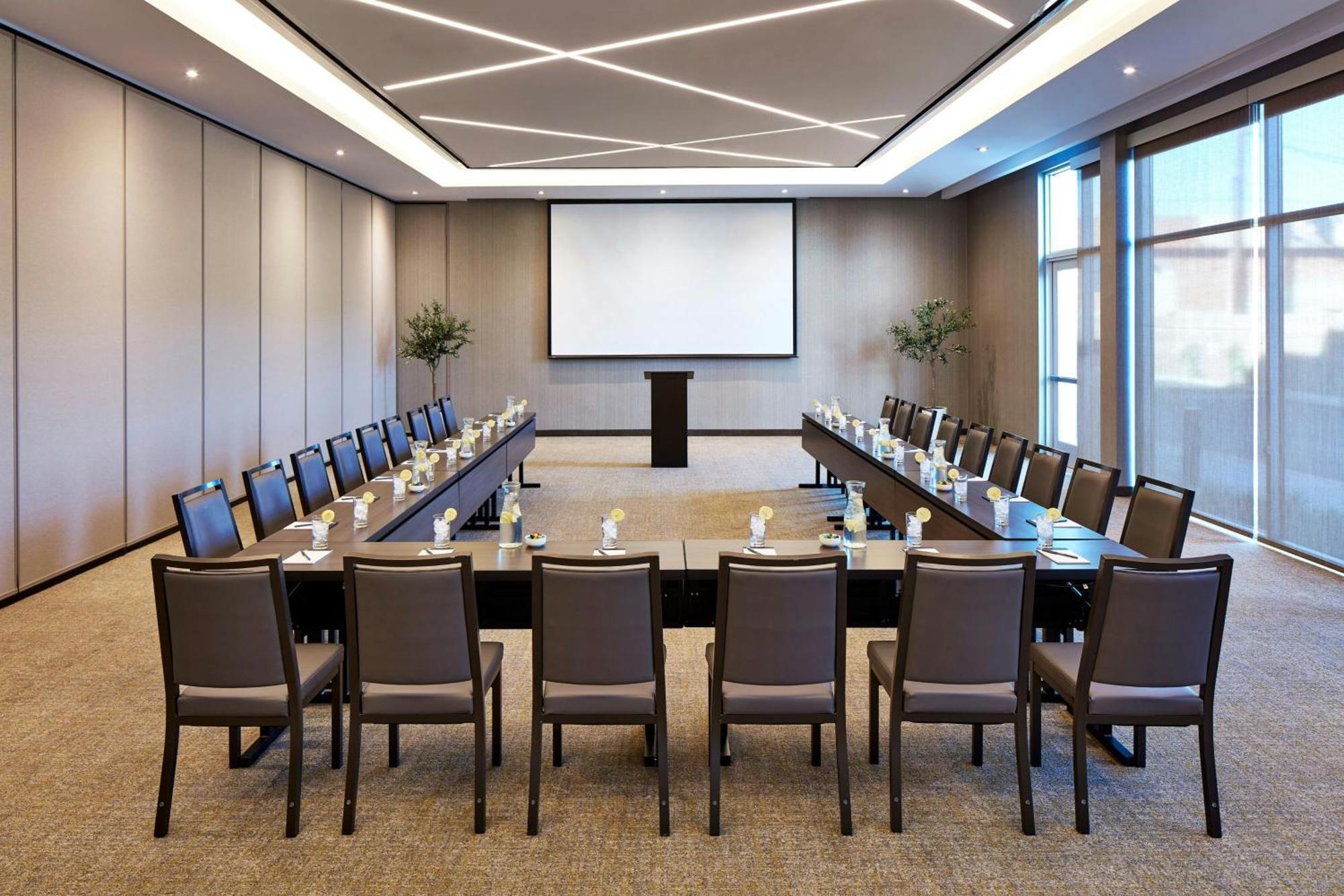 Springhill Suites By Marriott Los Angeles Downey Esterno foto